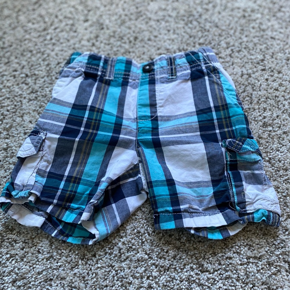 Sonoma blue and gray plaid cotton shorts. Boys size 2T.